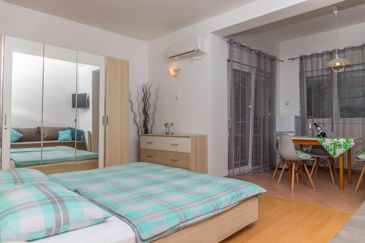 Apartments Zorica Dramalj Exterior foto